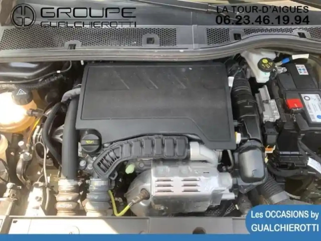 Peugeot 208 1.2 puretech 100ch s&amp;s style — photo 15