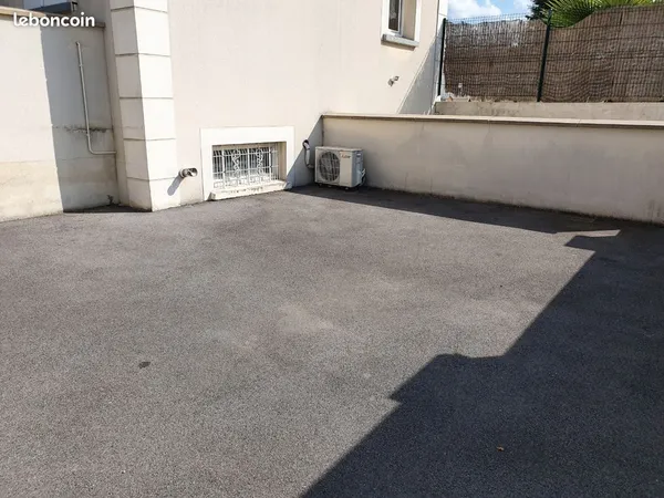 Place de parking sécurisée Pontault-Combault