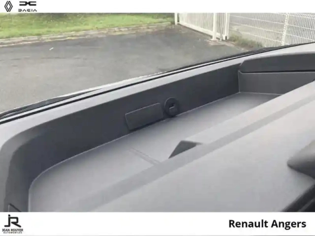 Renault Master fg f3500 l2h2 2.3 blue dci 135ch confort - 20790?ht — photo 5