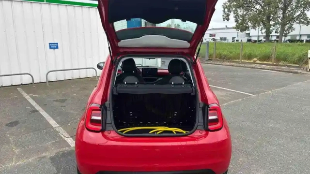 Fiat 500 e 95 ch — photo 10