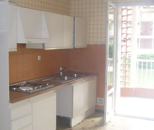 Appartement 70m2 avec balcon et garage
