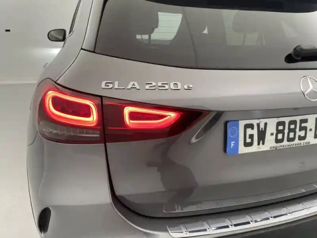 Mercedes Gla 250 e 8g-dct — photo 30