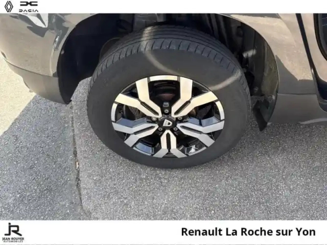 Dacia Duster 1.5 blue dci 115ch prestige + 4x2 — photo 8