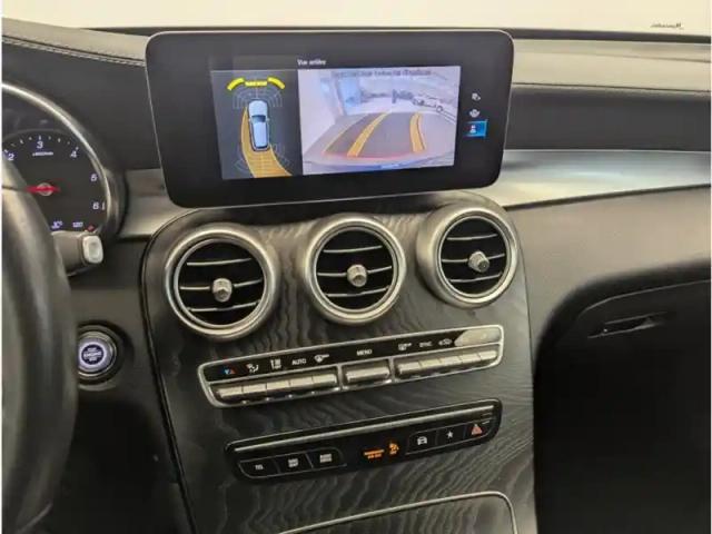 Mercedes Glc suv 220 d 4matic avantgarde line launch editio — photo 22