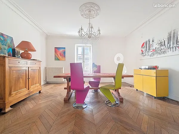 Appartement 3 pièces 126 m²