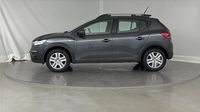 Dacia Sandero 1.0 TCe 90ch Stepway Confort -22 — photo 7