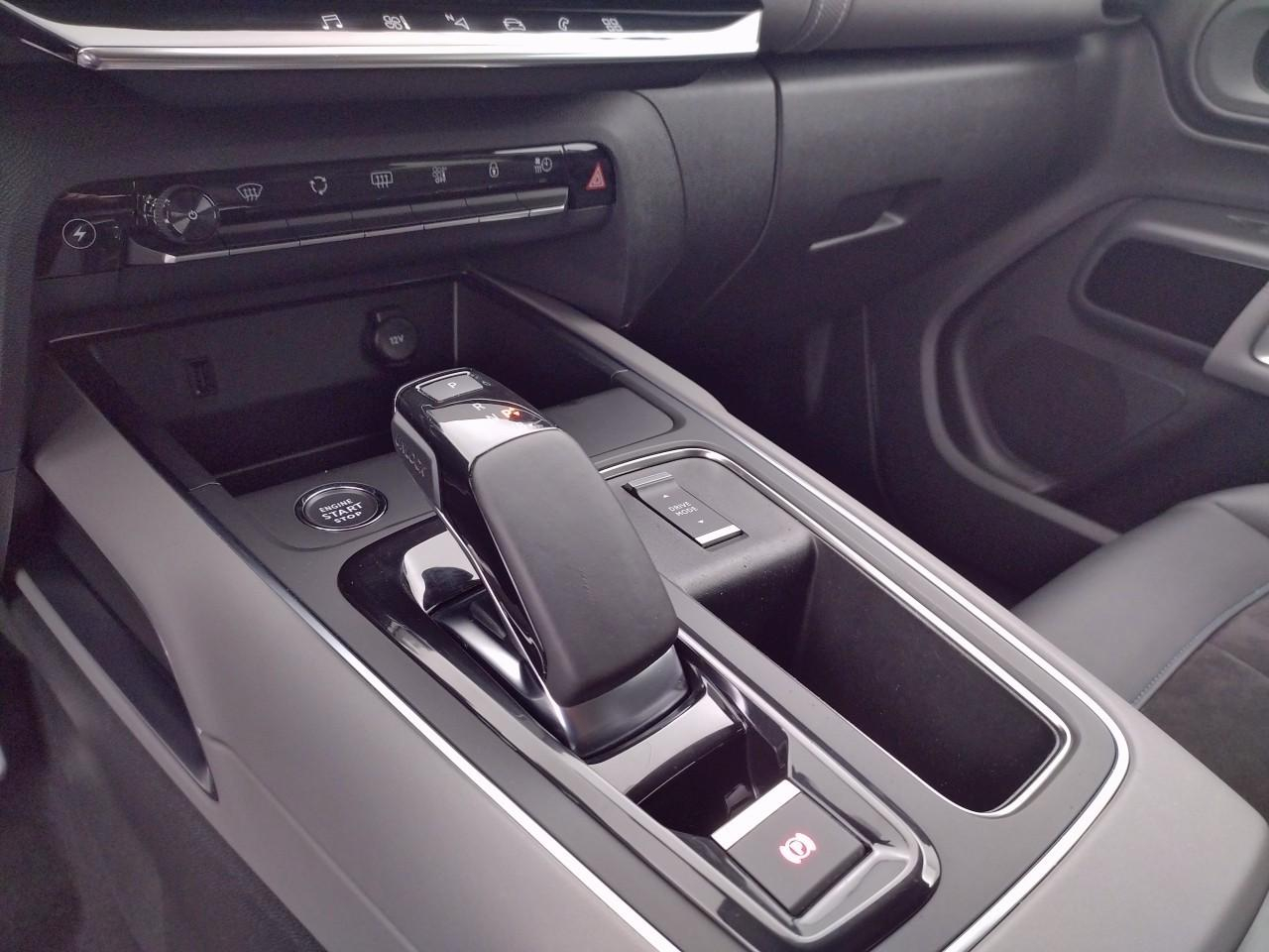 Citroën C5 Aircross hybride rechargeable 225 s&s e-eat8 shine — photo 21