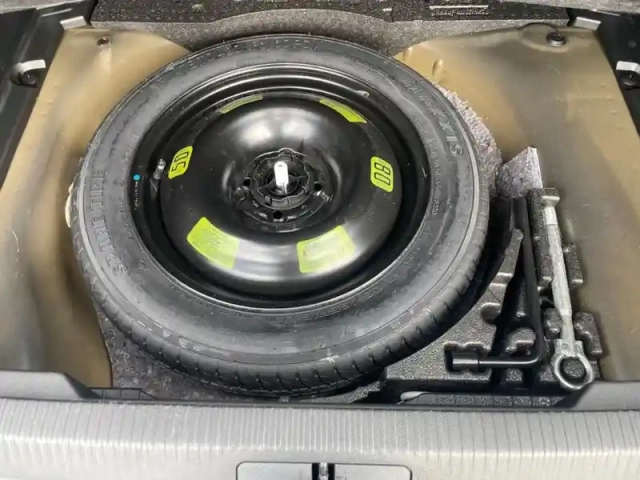 Peugeot 2008 puretech 100 s&amp;s bvm6 active — photo 27