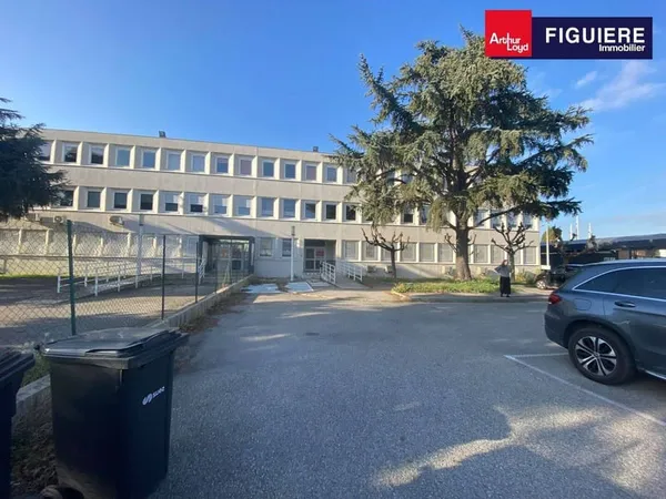 Bureaux 471 m²