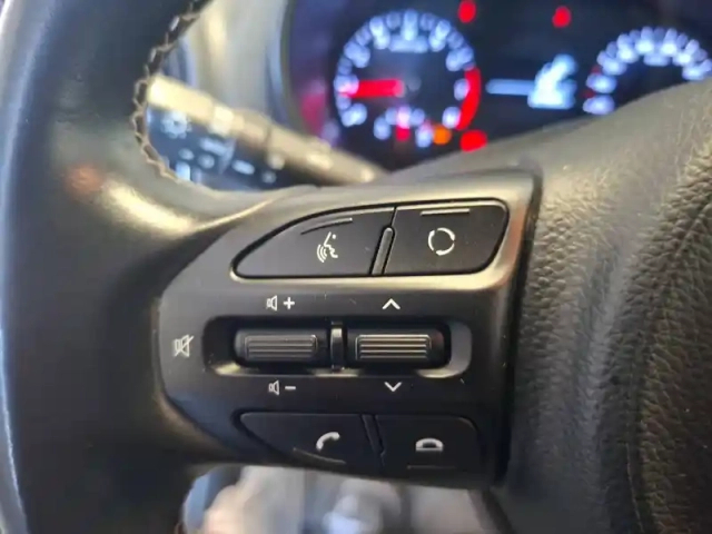 Kia Picanto 1.0l 66 ch isg — photo 23