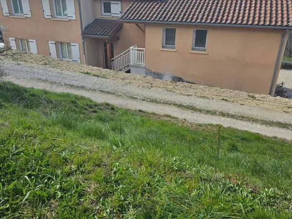 Maison 8 pièces 186 m²