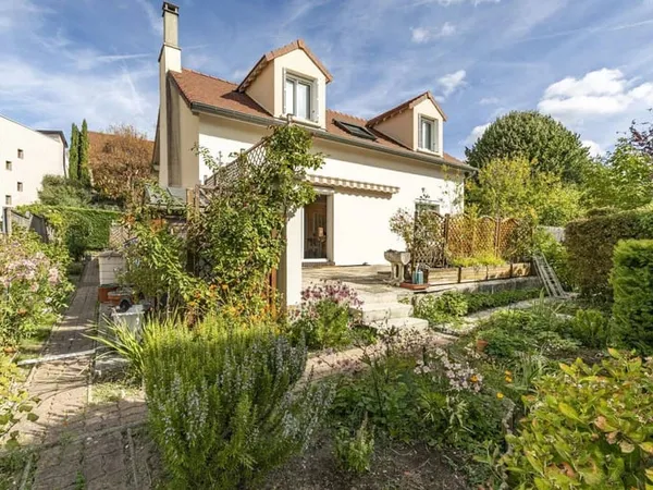 Maison 6 pièces 150 m²