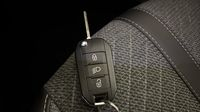 Peugeot 2008 1.2 PureTech 130ch S&S GT EAT8 — photo 16