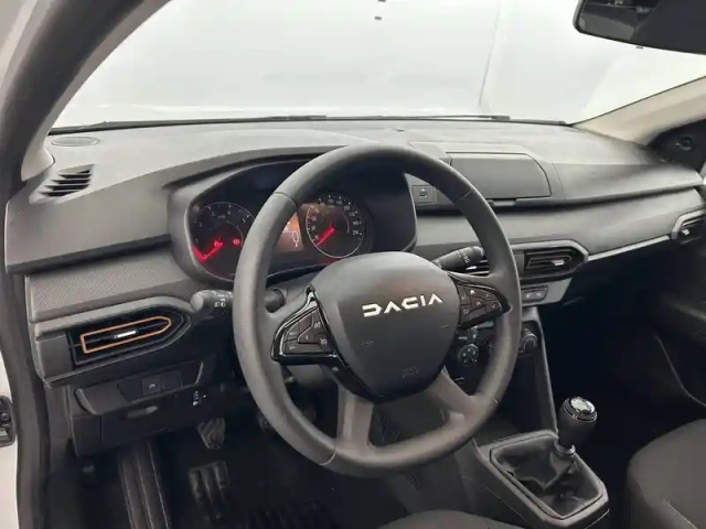Dacia Sandero eco-g 100 — photo 19