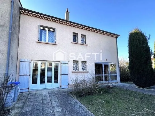 Maison 6 pièces 141 m²