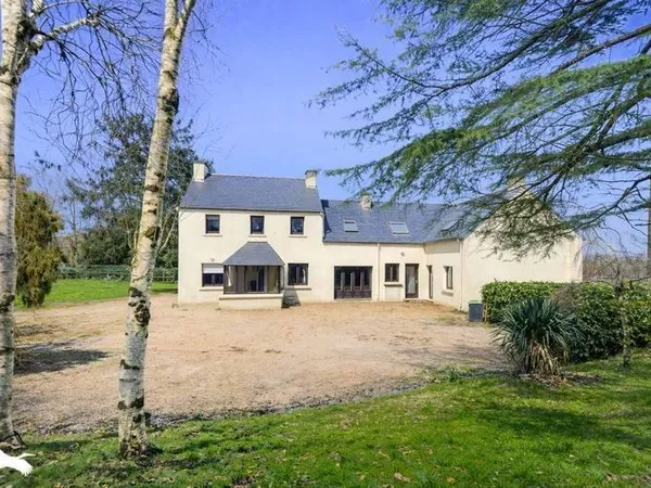 Maison 7 pièces 176 m²