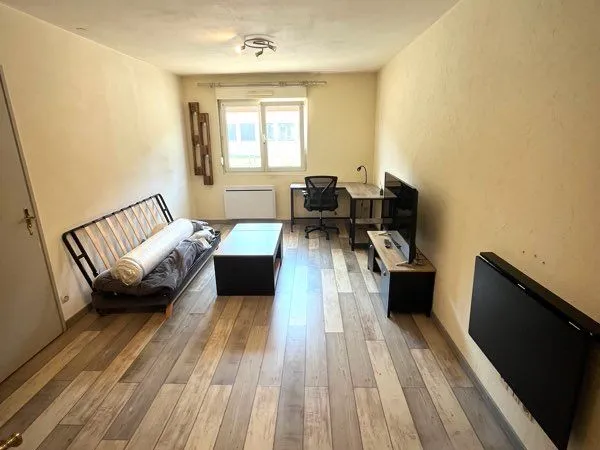Studio loué meublé 27m2