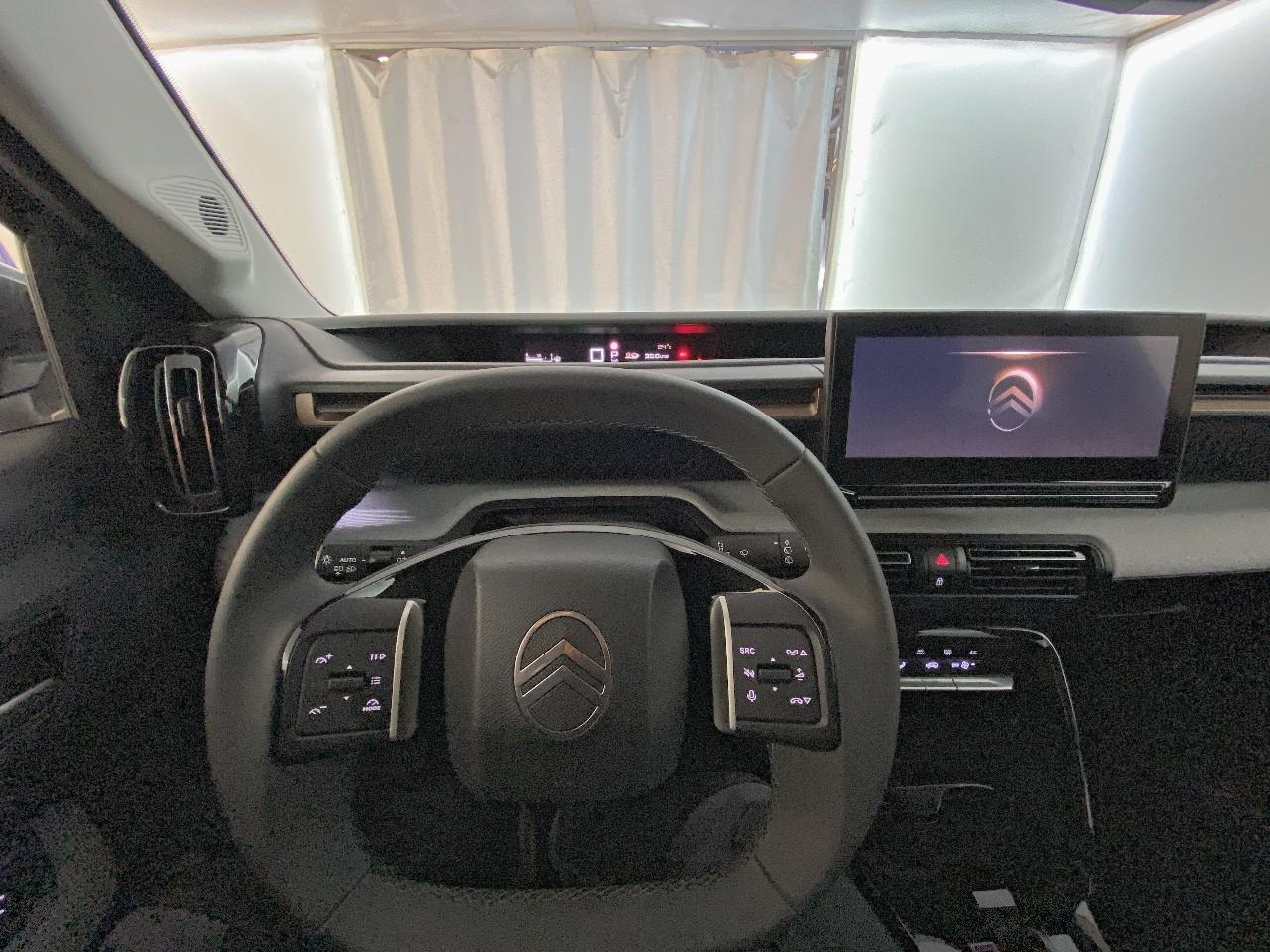 Citroën C3 Aircross hybride 145 ch aut plus — photo 12