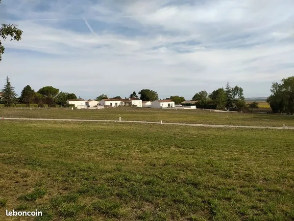 Vend terrain viabilisé dans lotissement