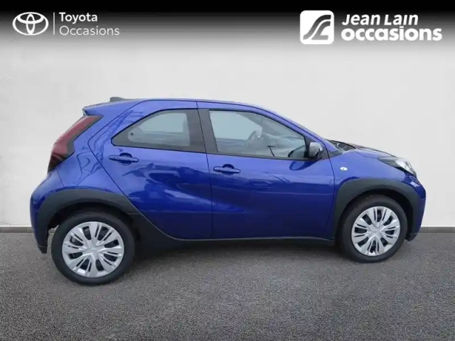 Toyota Aygo X 1.0 vvt-i 72 — photo 4
