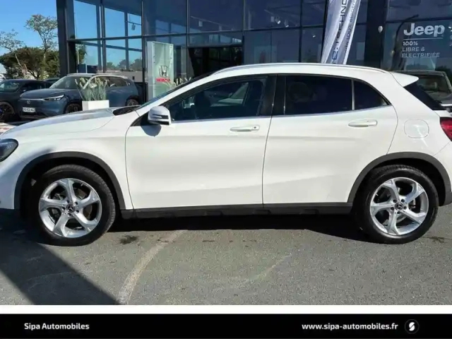 Mercedes Gla 200 d 7-g dct — photo 2