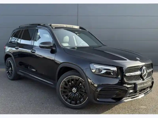 Mercedes Glb 200 d amg line — photo 7