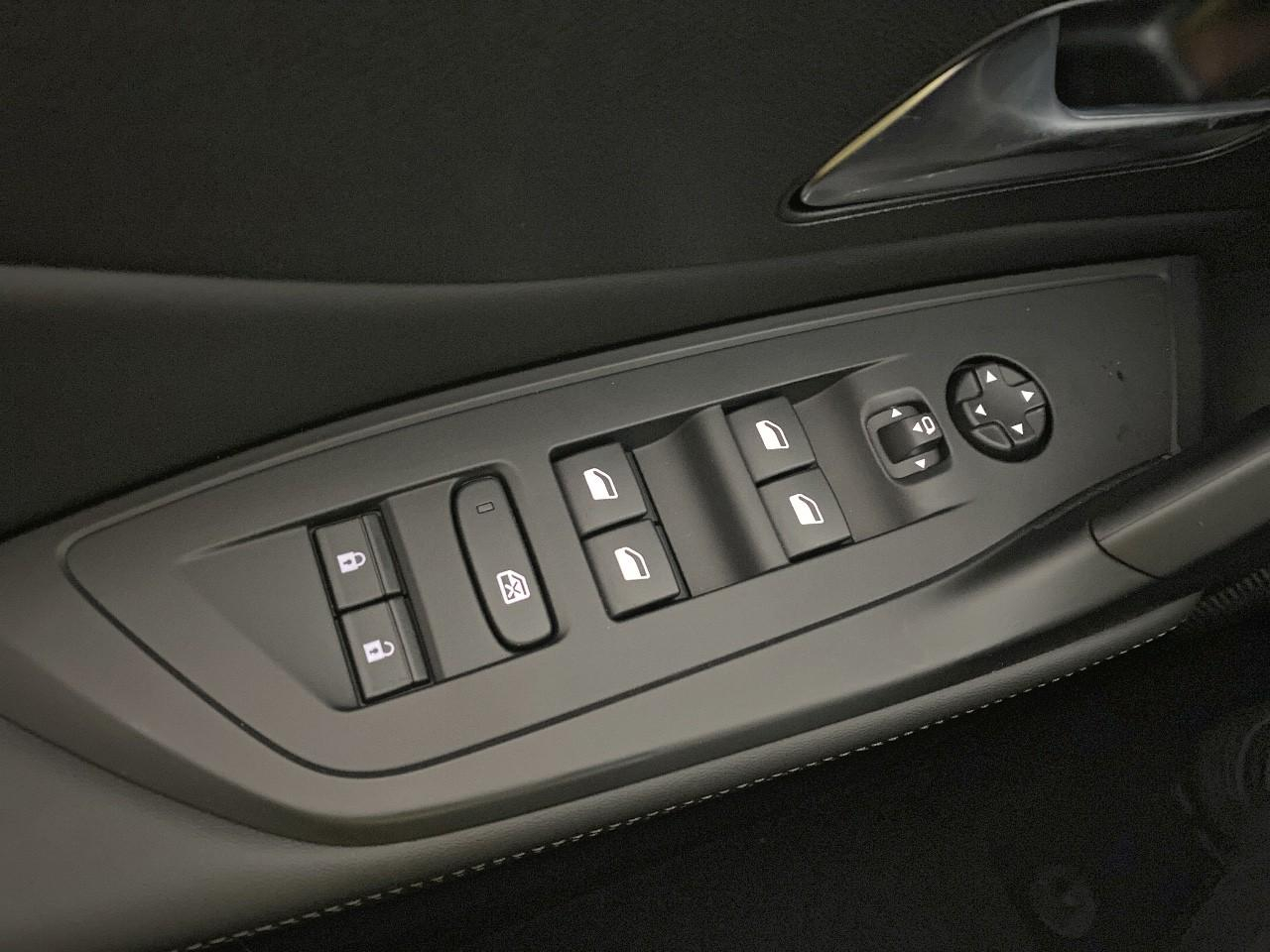 Peugeot 408 electrique 58 kwh 210 ch allure — photo 20