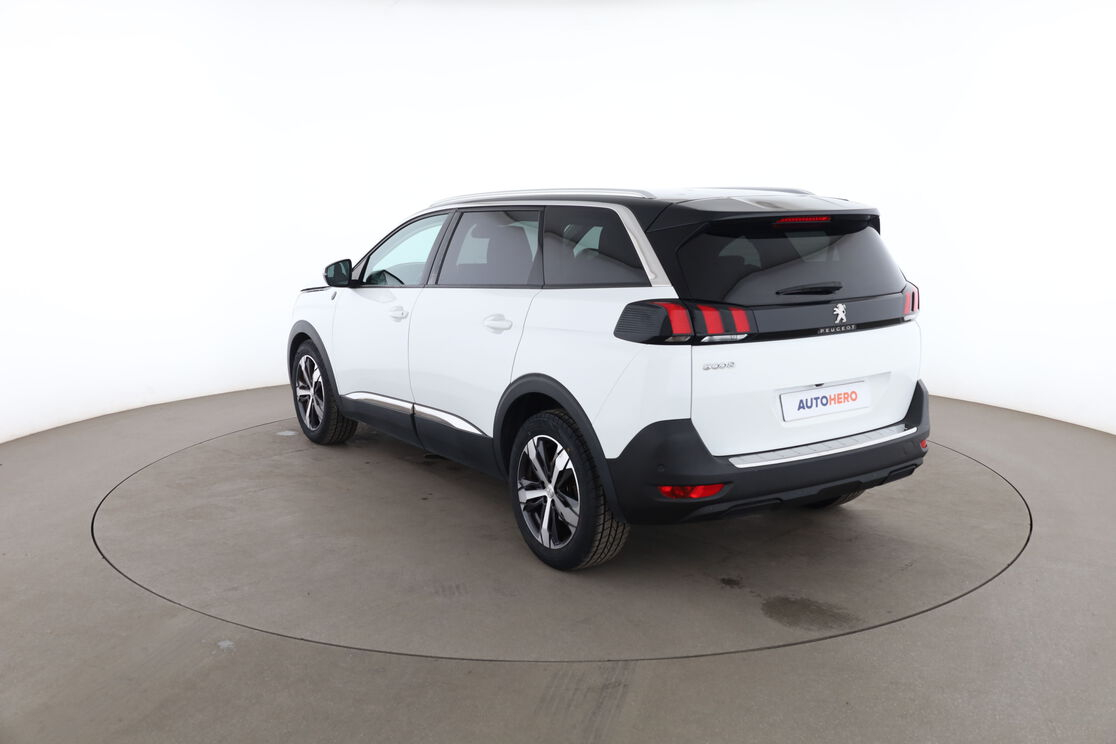 Peugeot 5008 1.2 PureTech Crossway — photo 3