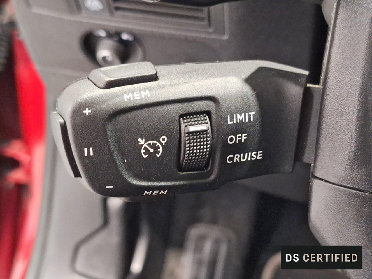 Ds Ds 3 crossback puretech 130 eat8 performance line+ — photo 19