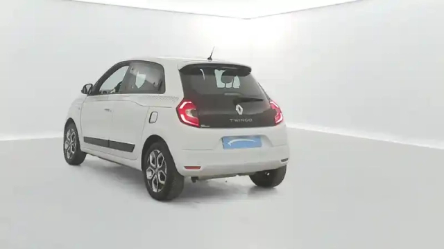Renault Twingo iii sce 65 - 21 — photo 12