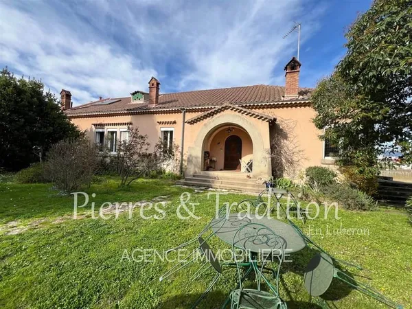 Exclusivité ! Magnifique propriété Aptésienne avec jardin et vue