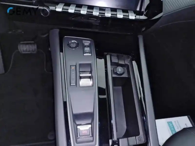 Peugeot 508 hybrid 225 e-eat8 — photo 14