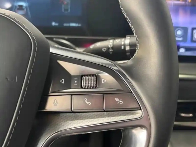 Byd Sealion 7 530ch - 91,3 kwh excellence awd — photo 12