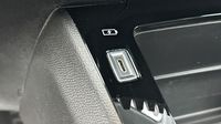Peugeot 208 1.2 PureTech 100ch S&S Style 118g — photo 16