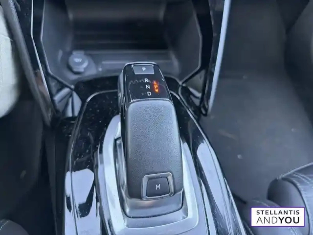 Peugeot 2008 puretech 130 s&amp;s eat8 — photo 60
