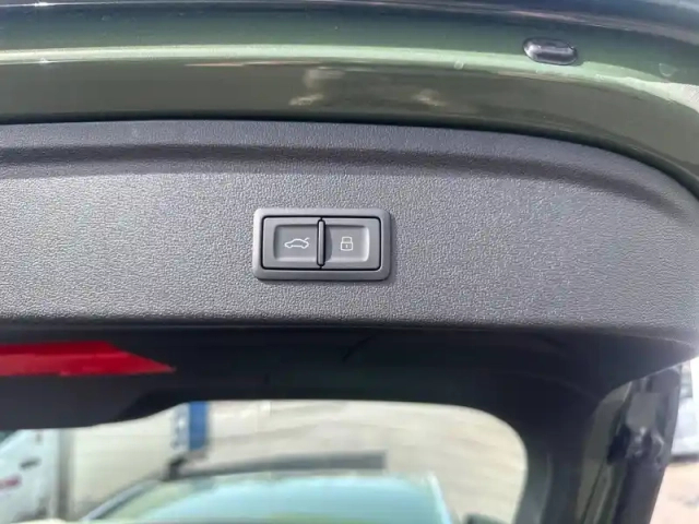 Audi A3 allstreet 40 tfsi e hybride rechargeable 204 s tronic 6 — photo 29