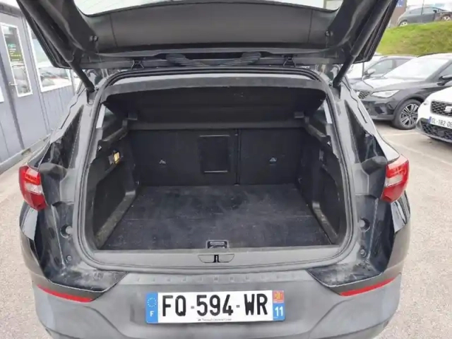 Opel Grandland X hybrid 225 ch bva8 elite — photo 8