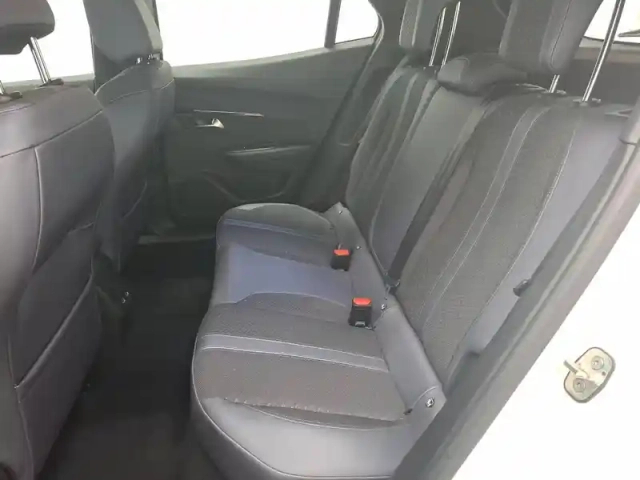 Peugeot 2008 bluehdi 100 s&amp;s bvm6 — photo 24