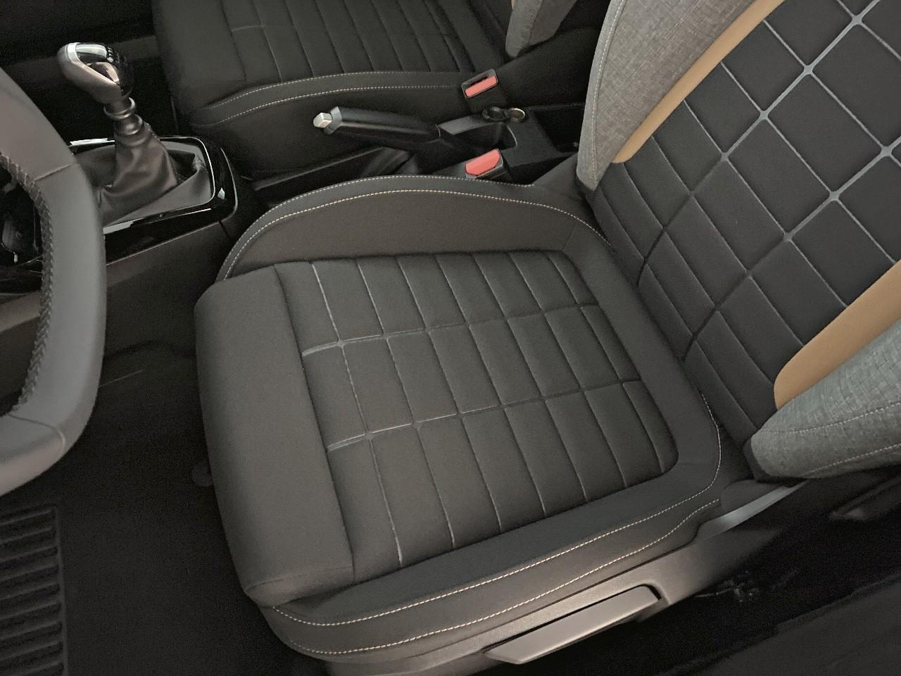 Citroën C3 Aircross turbo 100 ch man business — photo 9