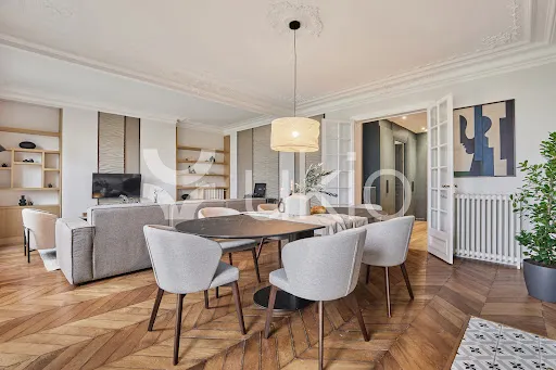 Appartement 4 pièces 126 m²