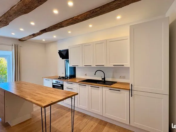 Maison 120 m² rénovée - 3 chambres - jardin 200 m² - toit terrasse - Saint-Côme-d'Olt
