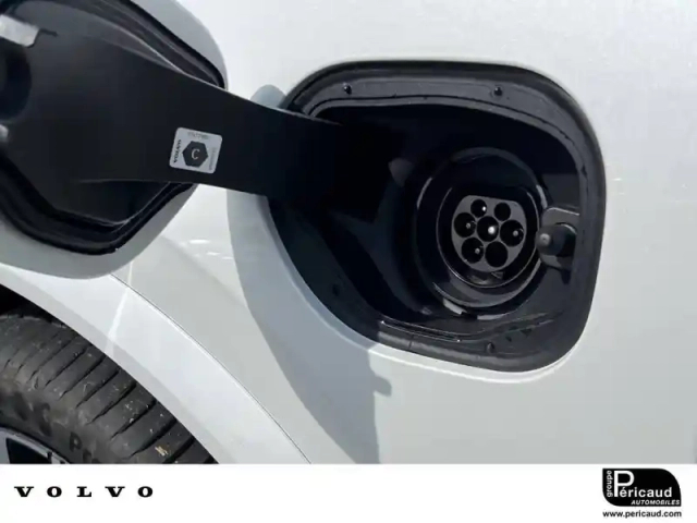 Volvo Xc90 t8 hybride rechargeable 406 ch awd geartronic 8 7pl — photo 31