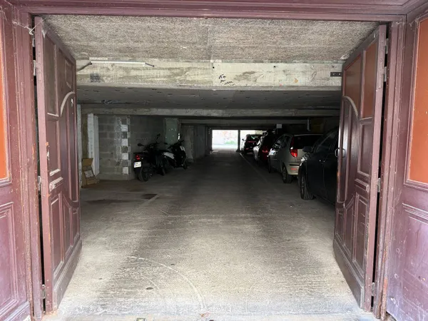 Parking 15 m²