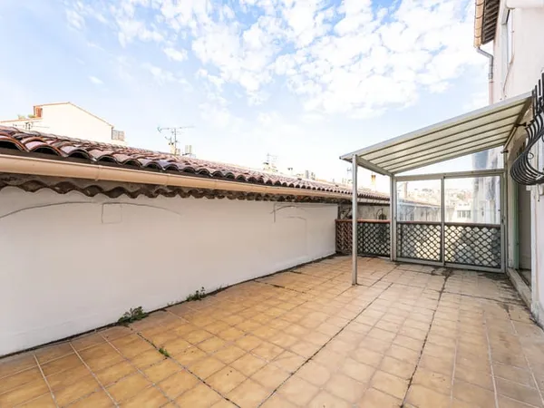 7E VIEUX PORT/CORDERIE, Appartement de type 3 de 74m2 avec t