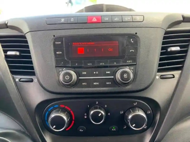 Iveco Daily dble cab 35 c 14s emp 4100 qua — photo 10