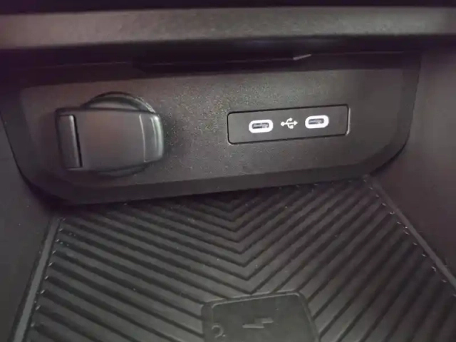 Dacia Duster eco-g 100 gpl — photo 13