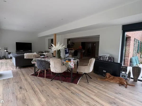 Maison 7 pièces 176 m²