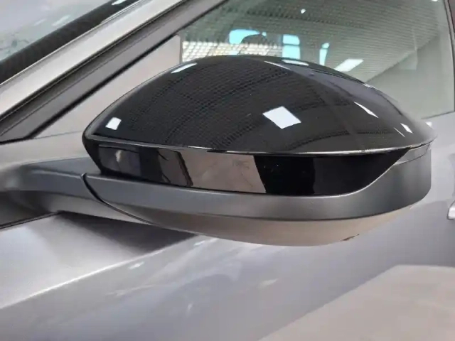 Peugeot 5008 electrique 210 ch 73 kwh — photo 39
