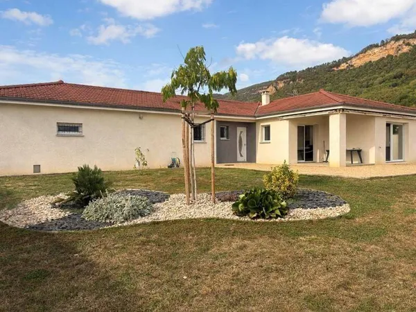 Maison de plain-pied 5 pièces 120 m²