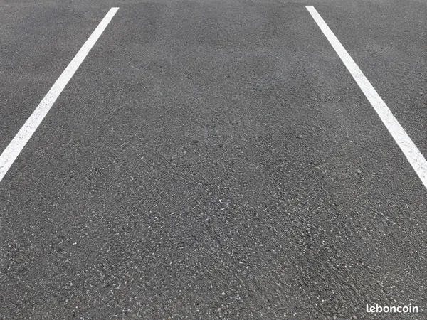 Stationnement/ parking sécurisé